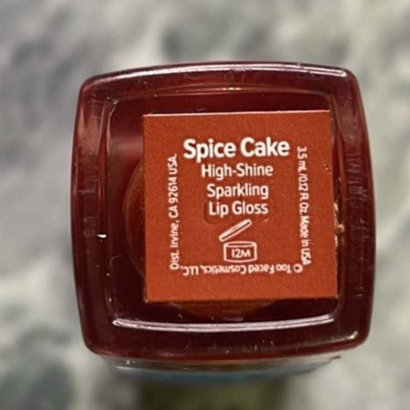 🌟🧚‍♀️SPICE CAKE Too Faced MINI DISCONTINUED Lip Gloss NWOBox - Picture 3 of 7